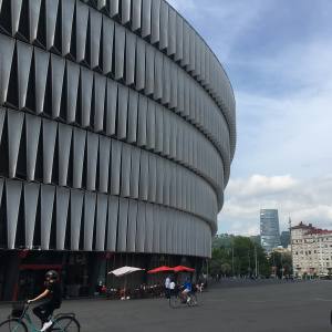 Architecture stade foot San Mamès